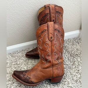Tony Lama cowboy boots, size 7.5